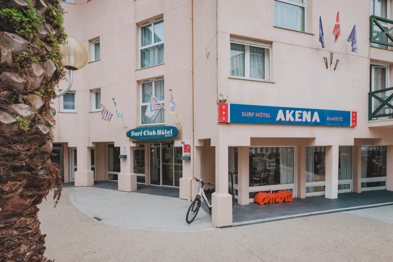Location de vélos électriques | Surf Club Hôtel Biarritz