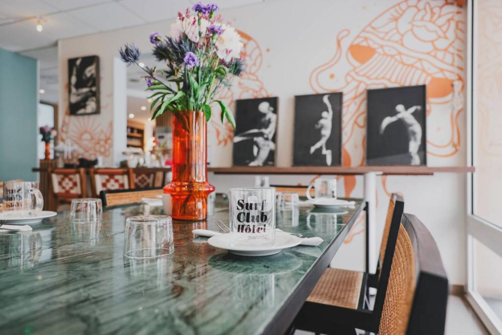 Salle petit-déjeuner | Surf Club Hôtel by Akena à Biarritz