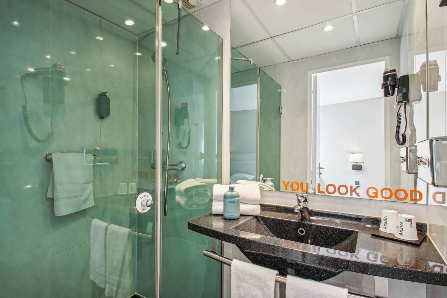 Chambre classique | Surf Club Hôtel by Akena à Biarritz