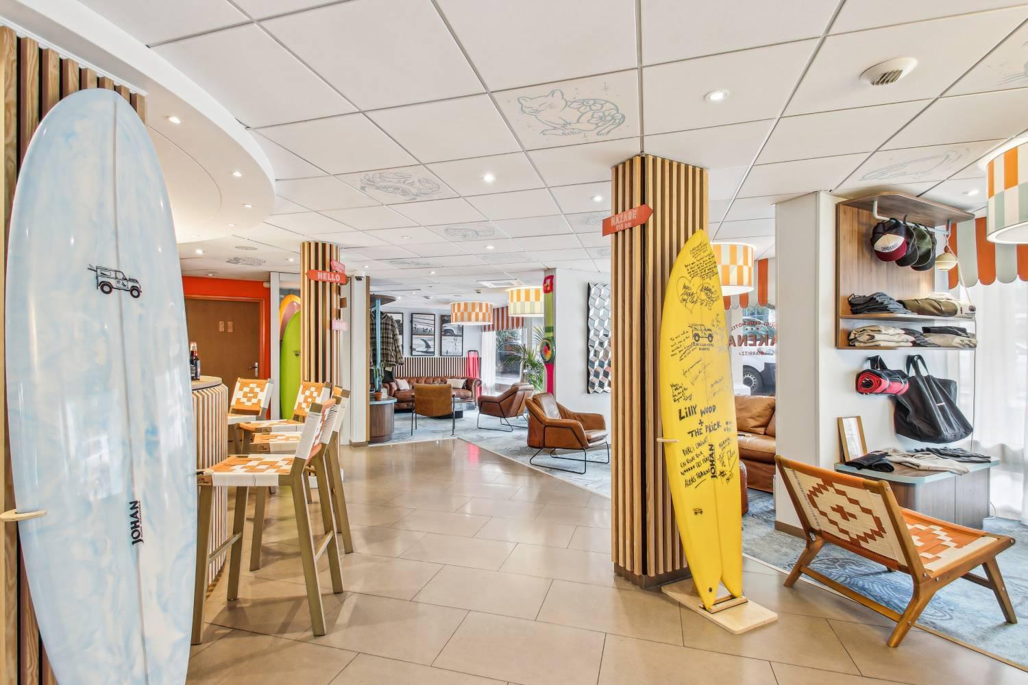 Hall d'entrée | Surf Club Hôtel by Akena à Biarritz